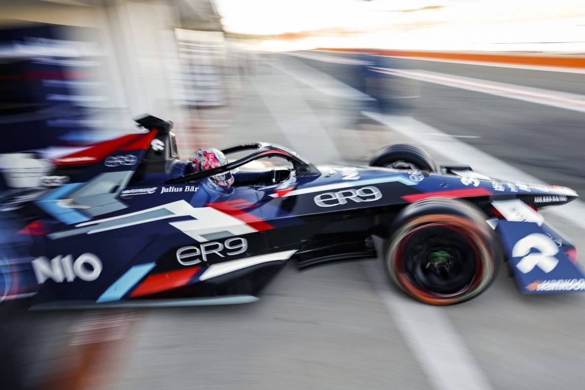 Back on track: Hankook und Formel E starten mit Tests für neue Saison