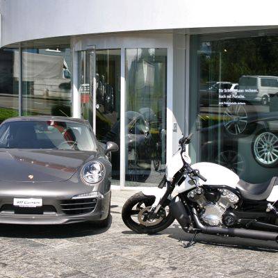 Porsche meets Harley