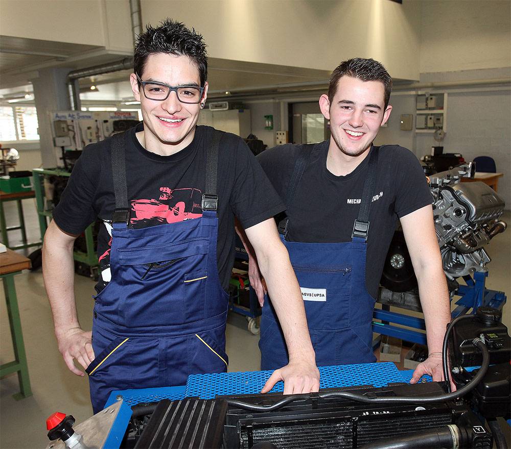 Riet Bulfoni kann Weltmeister der Automobil-Mechatroniker werden