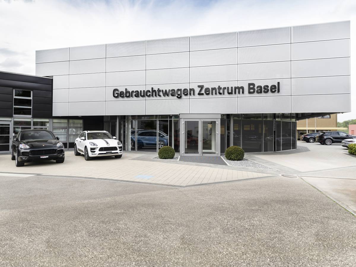 Erstes Porsche Gebrauchtwagen Zentrum eröffnet