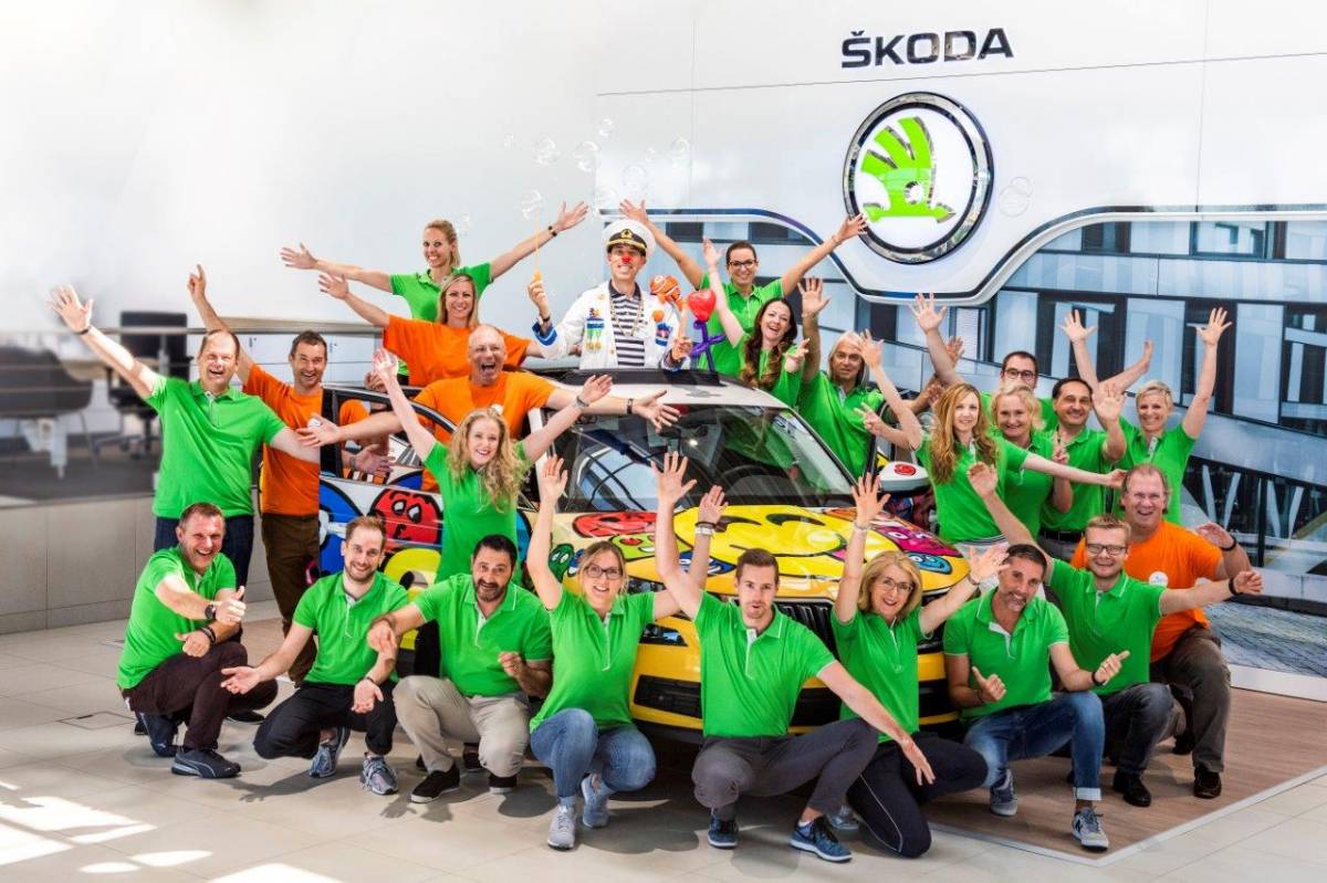 Škoda Schweiz und Stiftung Theodora feiern 15 Jahre Zusammenarbeit