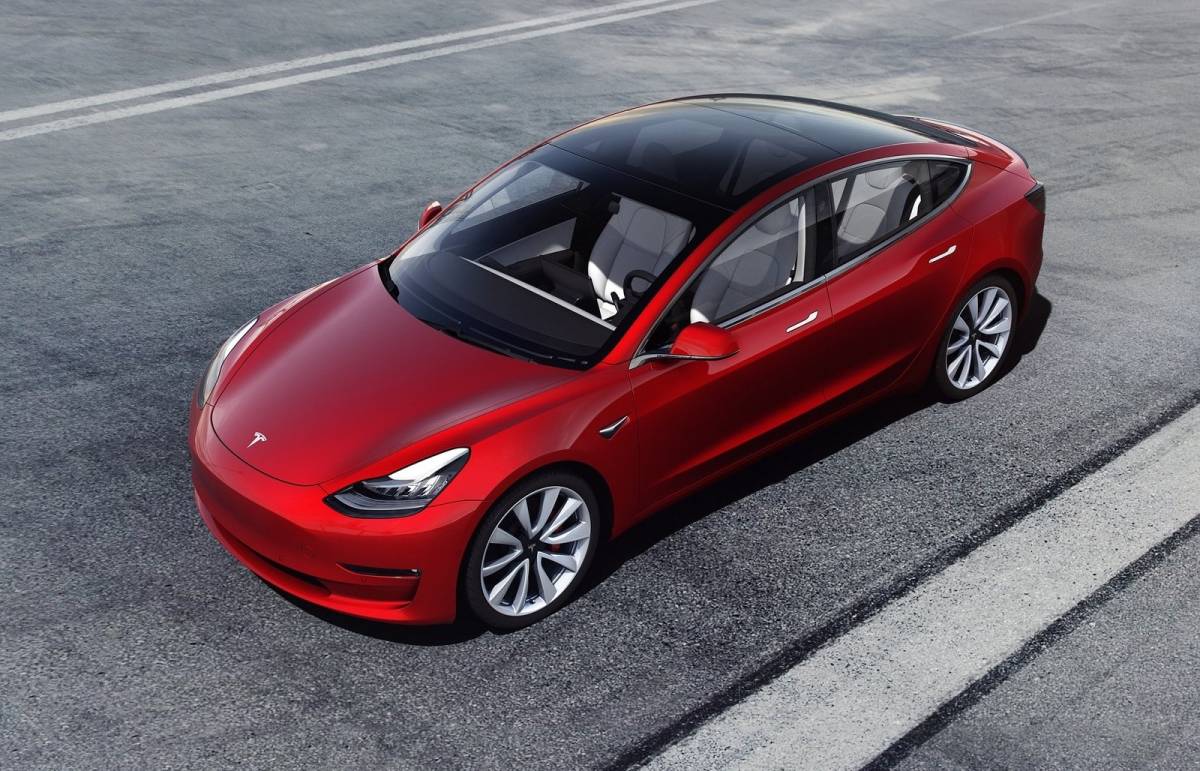 aboutFLEET DRIVINGDAY 2019: Auch Tesla mit dem Model 3 am Start