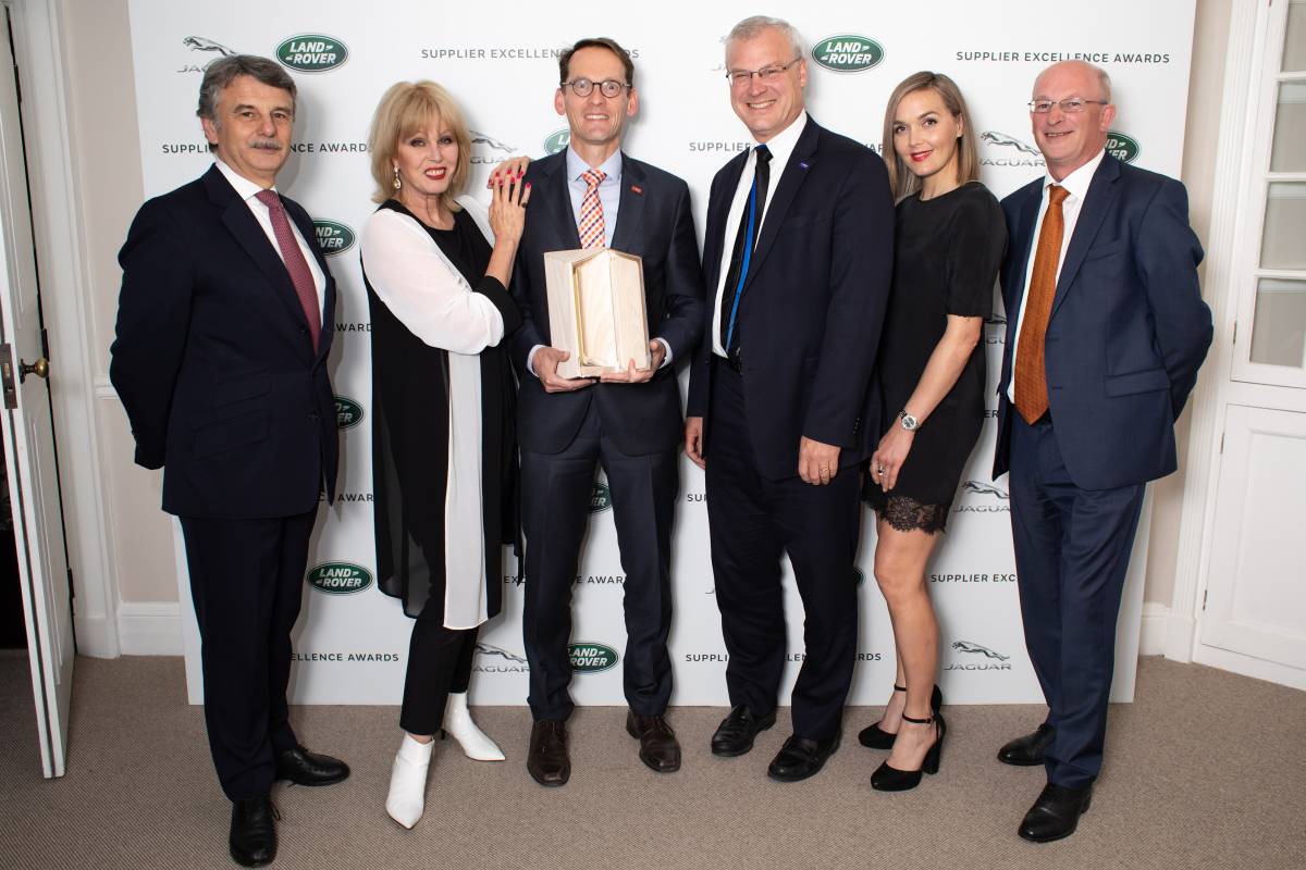 BASF: Award von Jaguar Land Rover