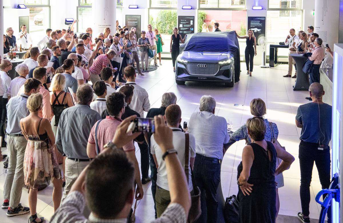 Audi Q4 e-tron concept in Zürich: Blick hinter die Kulissen