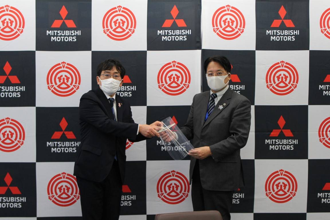 Covid-19: Mitsubishi stellt Gesichtsschutzschilder her