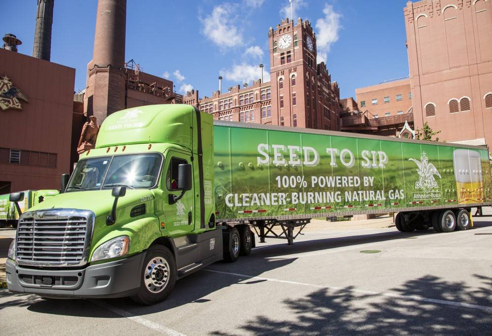 Bieridee? CNG-Trucks mit Biogas wirken wie acht Millionen neue Bäume
