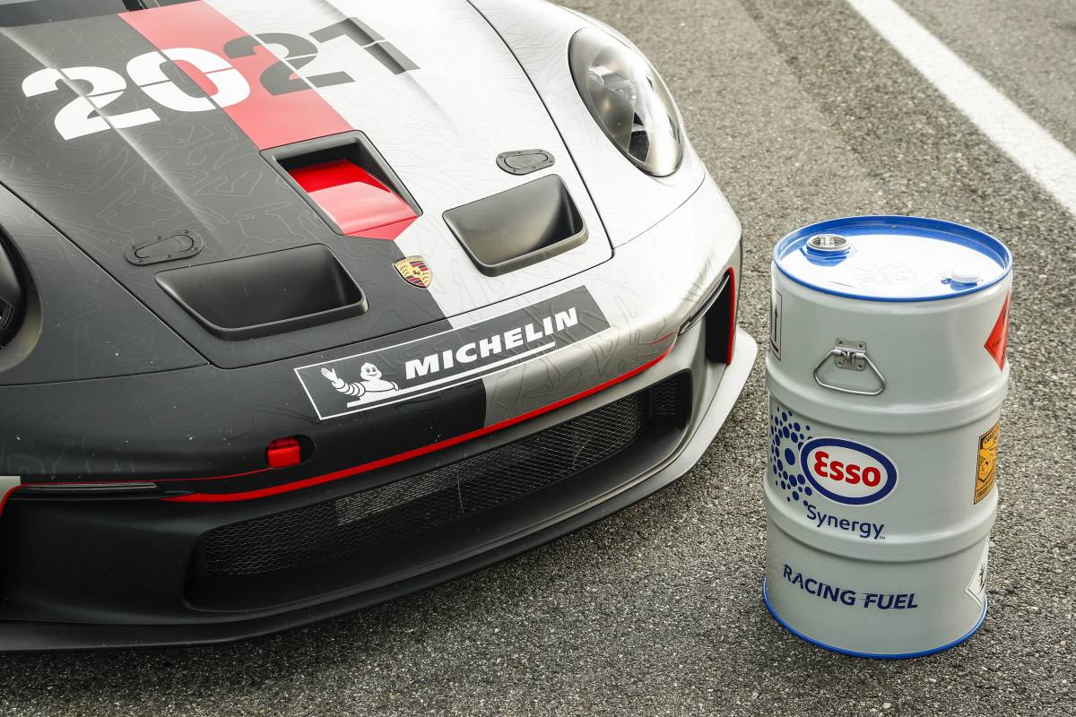 E-Fuels: Wird der synthetische Treibstoff den Porsche 911 retten?