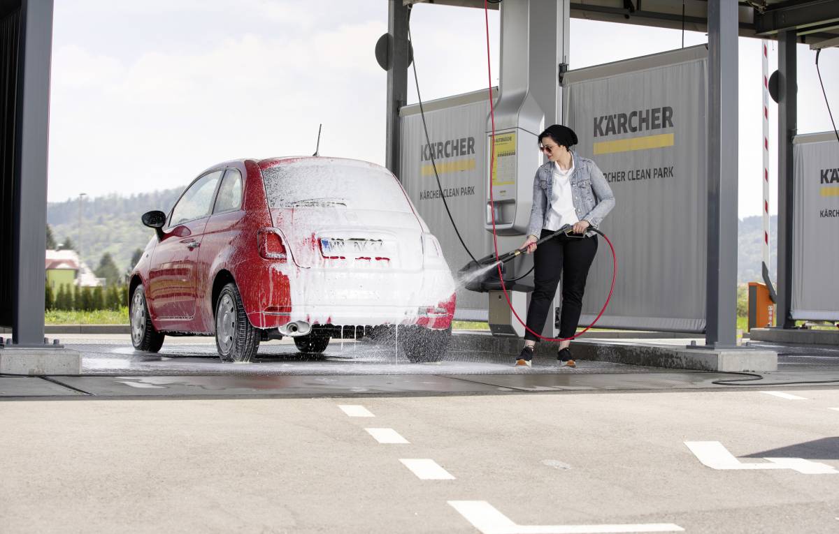 Neuer Kärcher-Powerschaum für die Fahrzeugreinigung an SB-Waschplätzen