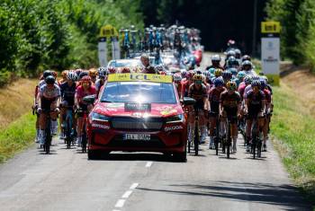 Škoda unterstützt erneut die Tour de France Femmes