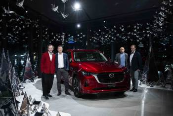 Mazda und Stardesigner Charles Kaisin zelebrieren Handwerkskunst in der Garage Egger AG 