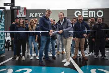 Electra feiert Eröffnung der ersten Schnellladestation in der Schweiz