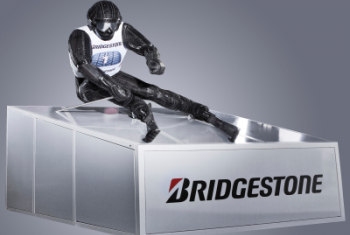 Saisonstart für Ski-Weltcup mit Bridgestone