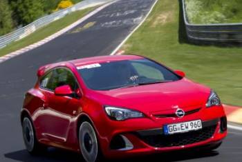 Zahlreiche Neuerungen bei Opels OPC Challenge
