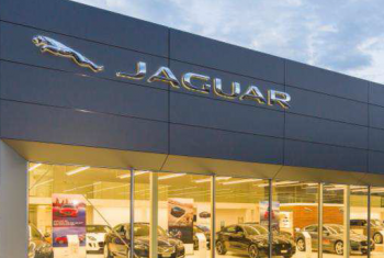 Jaguar Land Rover eröffnet Showroom in Münchenstein