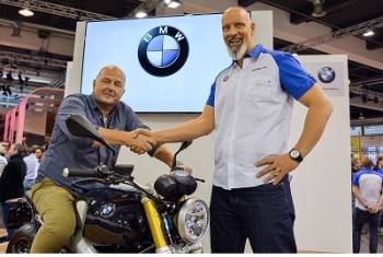 Neue Partnerschaft von TCS Training & Events und BMW Motorrad Schweiz