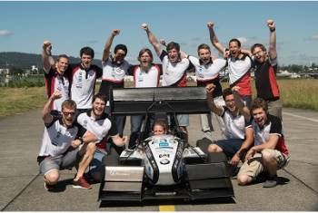 Formula Student Team der ETH bricht Weltrekord mit Elektro-Rennwagen