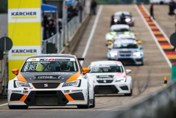 «Autoscout24 Young Driver Challenge»: Renndebüt am Sachsenring geglückt  