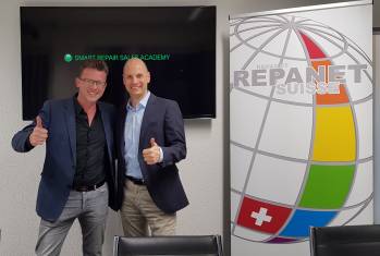 André Koch AG bietet Smart-Repair-Verkaufstechnik-Schulungen an