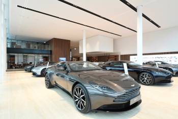 Aston Martin eröffnet grössten Showroom von Europa in Zürich