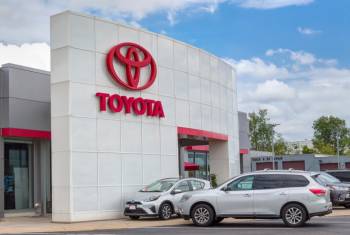 Globaler Automarkt: Toyota wieder Nummer 1