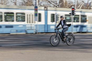 10 schwerverletzte E-Bike-Fahrer pro Woche: Neue Präventionskampagne 