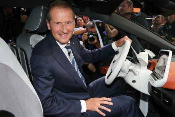 VW-CEO Herbert Diess kritisiert Ladeinfrastruktur nach seiner Italien-Reise