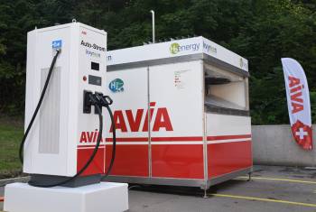Mobiles Elektro-Schnellladungssystem mit grünem Wasserstoff kommt in die Schweiz