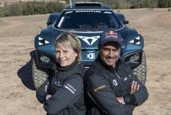 Extreme E: Zwei Dakar-Legenden teilen sich den Cupra