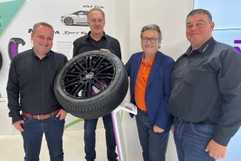 Rückschau The Tire Cologne: Nexen Tire feiert Weltpremiere des «N’Blue 4Season 2»