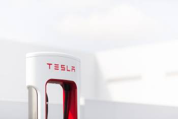 Tesla ermöglicht auch in der Schweiz das Laden am Supercharger für Fremdmarken