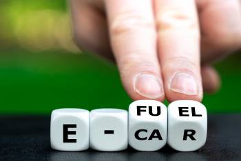 Neue Studie zeigt: E-Fuels sind weniger umweltfreundlich als E-Autos