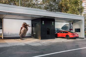 Erster Schweizer und weltweit zweiter Audi charging hub in Zürich eröffnet