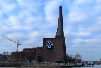 Angespannte Lage in Deutschlands Autoindustrie: Prognosen für 2023 ein Viertel unter 2019