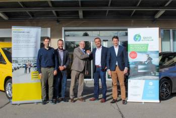 SAMS-Autoglas und Post Company Cars gehen schweizweite Kooperation ein