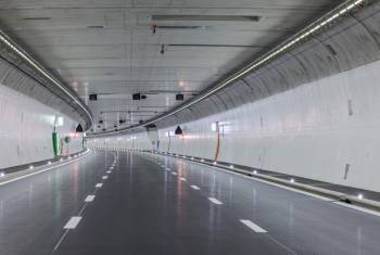 Die 3. Gubriströhre wird mit Tunnelfest eingeweiht